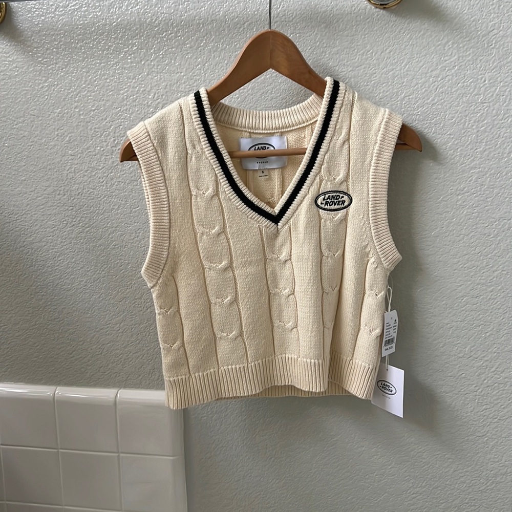 Land Rover PACSUN V-Neck Sweater Vest Size Small